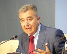 Alfredo Mantovano